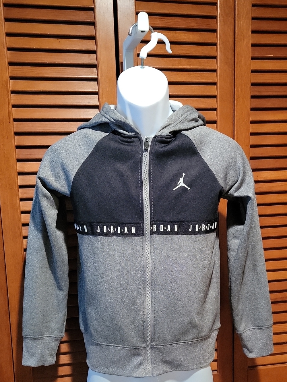 AIR JORDAN GRAY & BLACK CHILD'S FULL-ZIP HOODIE JACKET